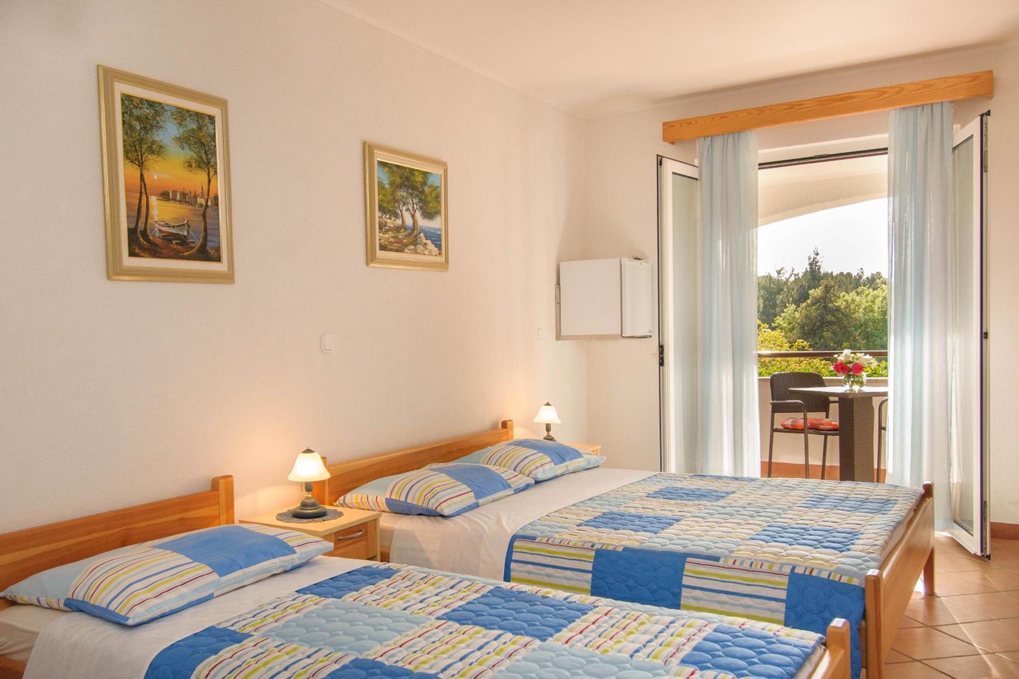 פורץ Bed And Breakfast Ritosa מראה חיצוני תמונה