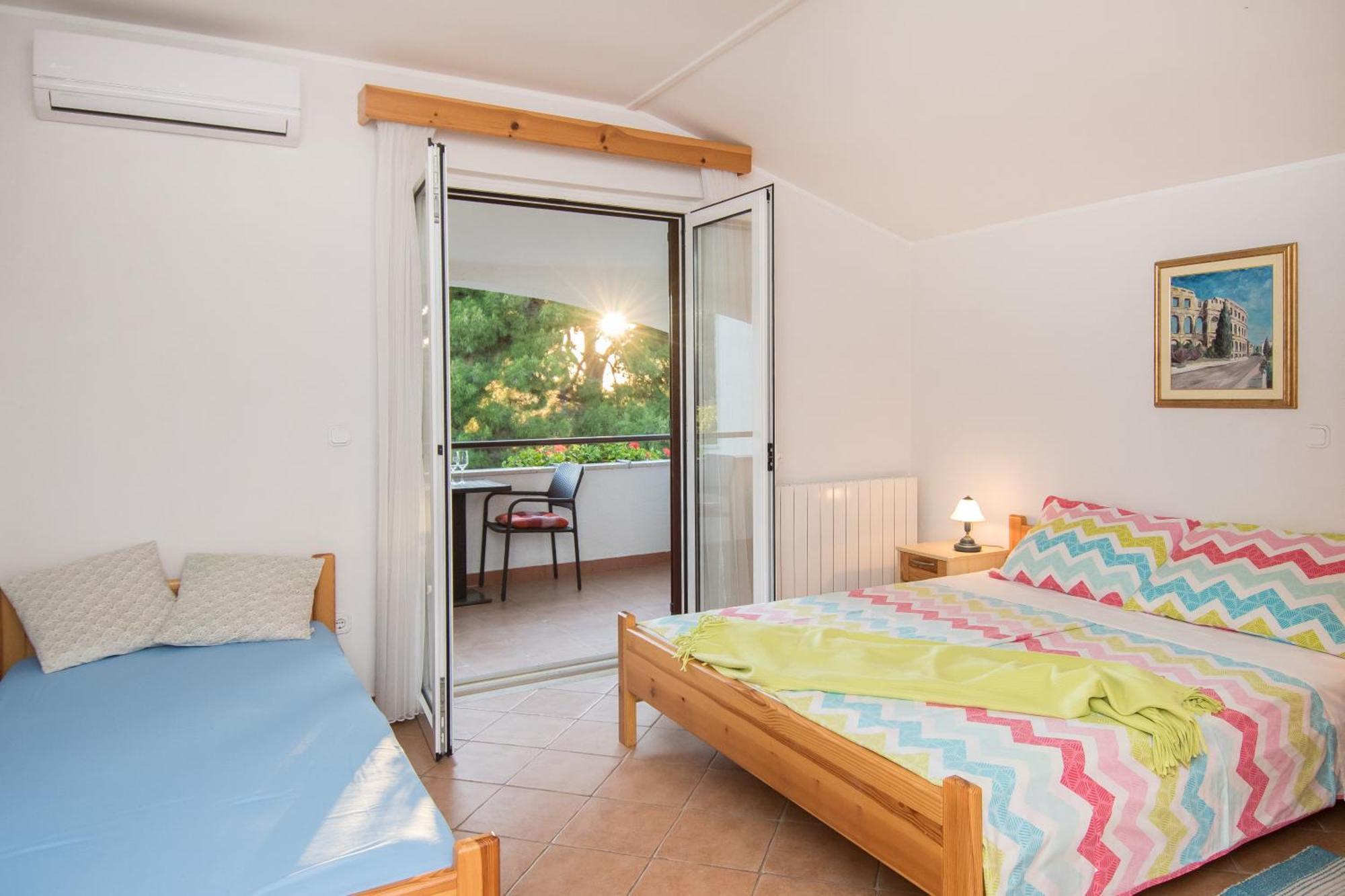 פורץ Bed And Breakfast Ritosa מראה חיצוני תמונה