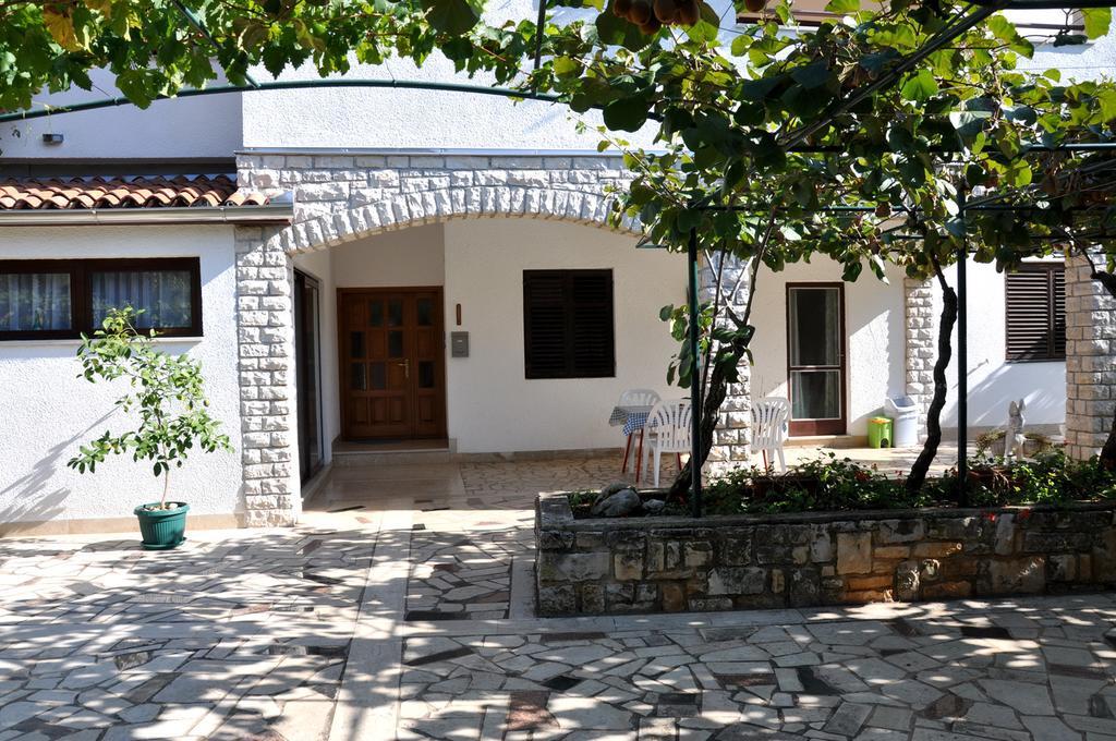 פורץ Bed And Breakfast Ritosa מראה חיצוני תמונה